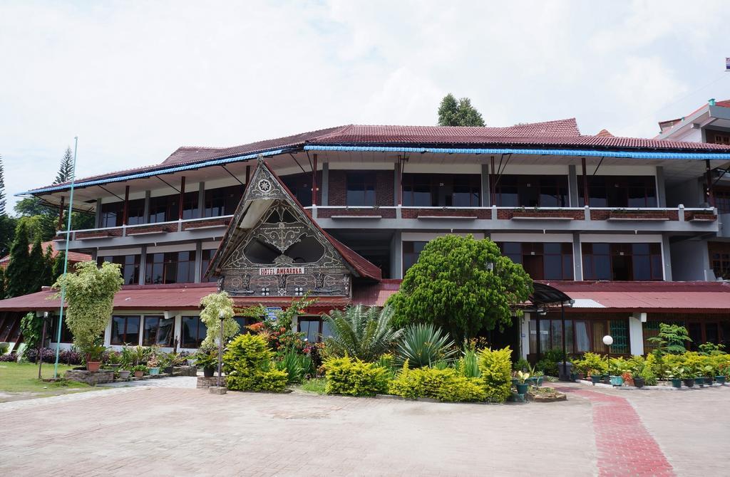 Ambaroba Resort Hotel Tuk Tuk Esterno foto