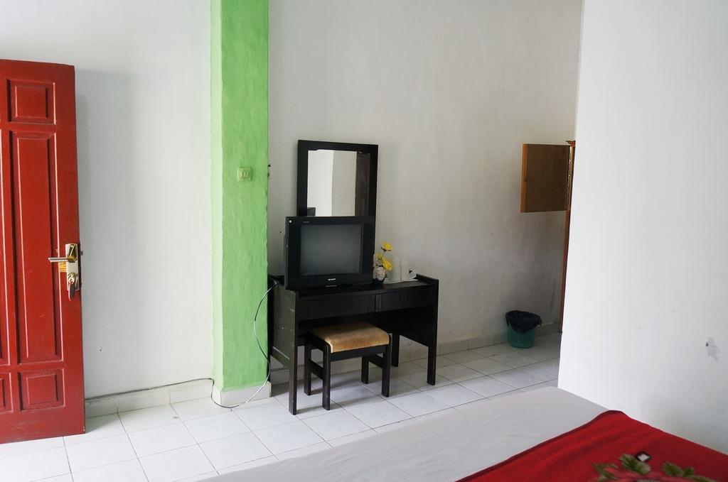 Ambaroba Resort Hotel Tuk Tuk Camera foto